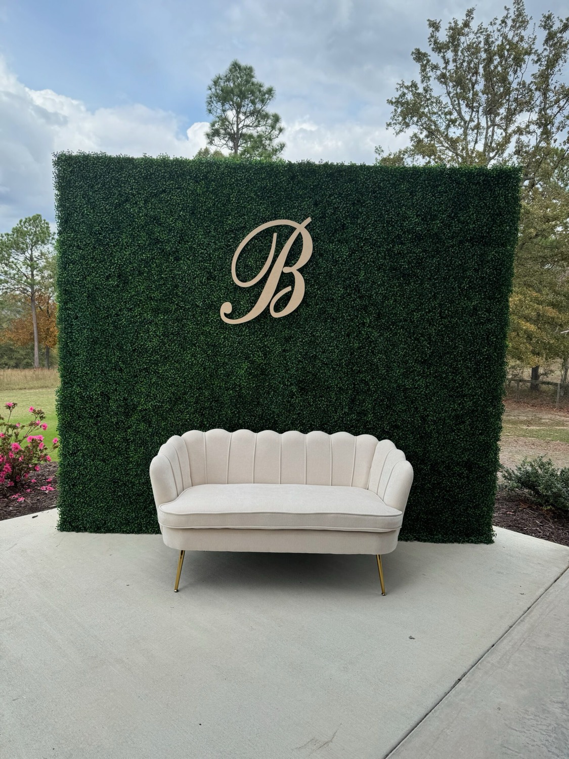 8' × 10' Greenery Wall